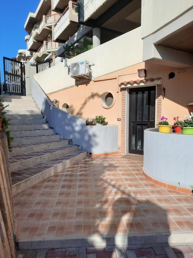 Torre Del Meridiano Casa Vacanze Centrale Apartment Termoli Exterior photo